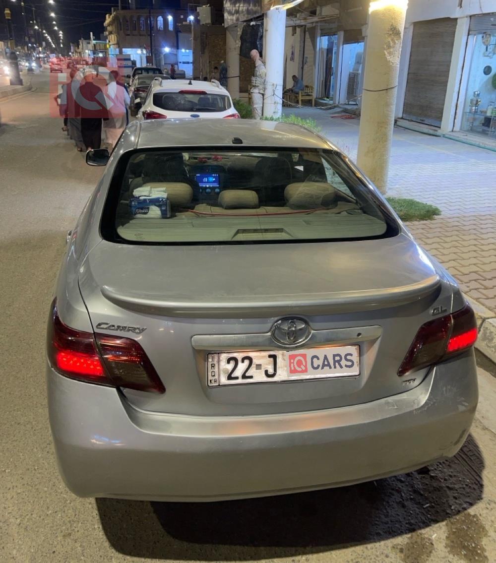 تۆیۆتا کامری